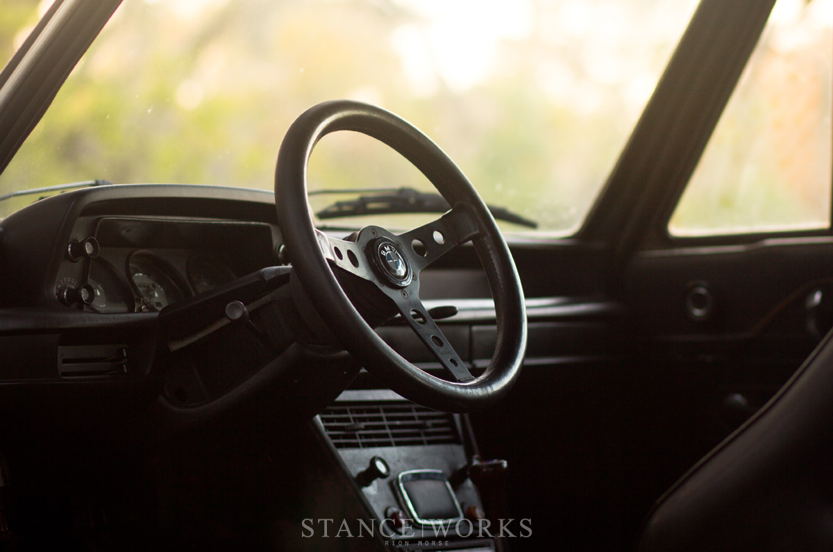 BMW-2002-Patrick-interior