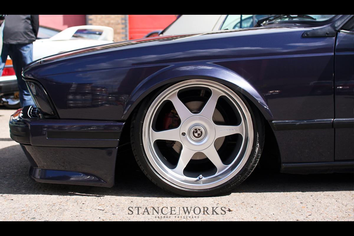 BMW-E24