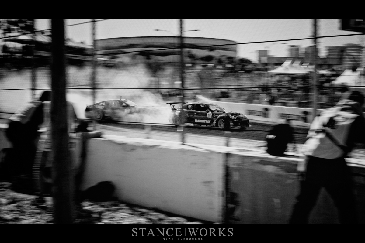 Formula-D-tandem-surroundings