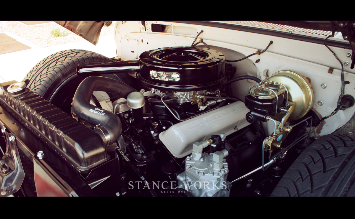 chevy-c10-engine