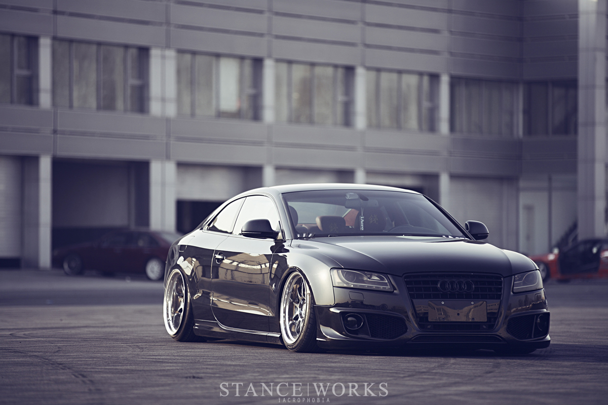 iacro-audi-A5-china-stance