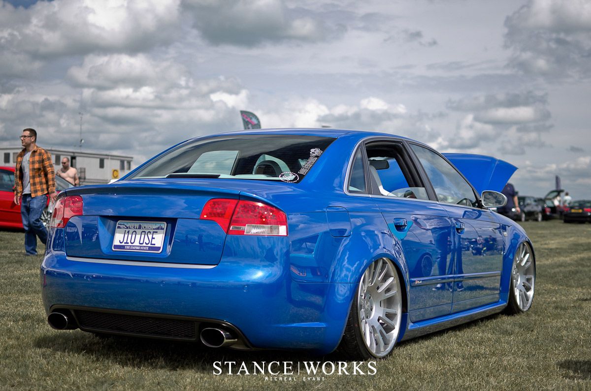 Audi-RS4