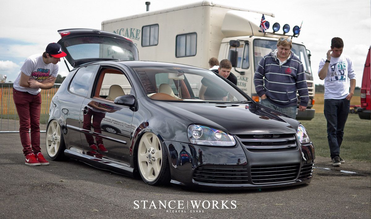 VW-Golf-Mk5-1
