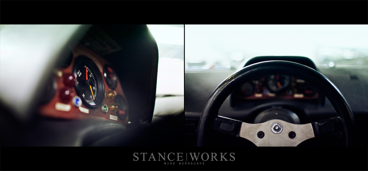 bmw-m1-dash-cluster-gauges-steering-wheel