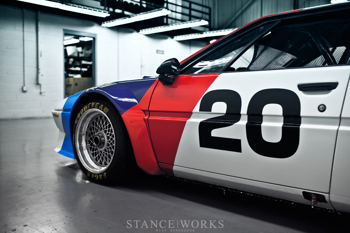 bmw-m1-number-20-bbs-arches-race