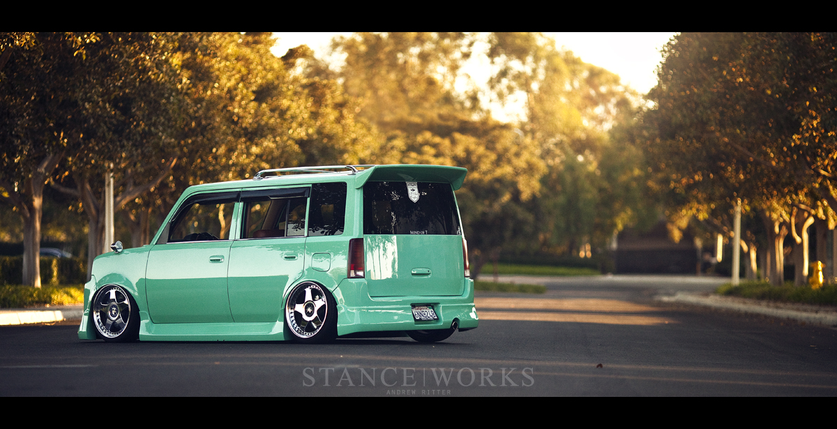 scion-xb-stance