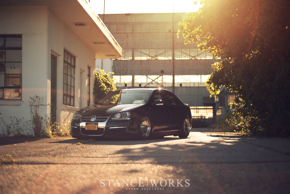 vw-jetta-mk5-slammed