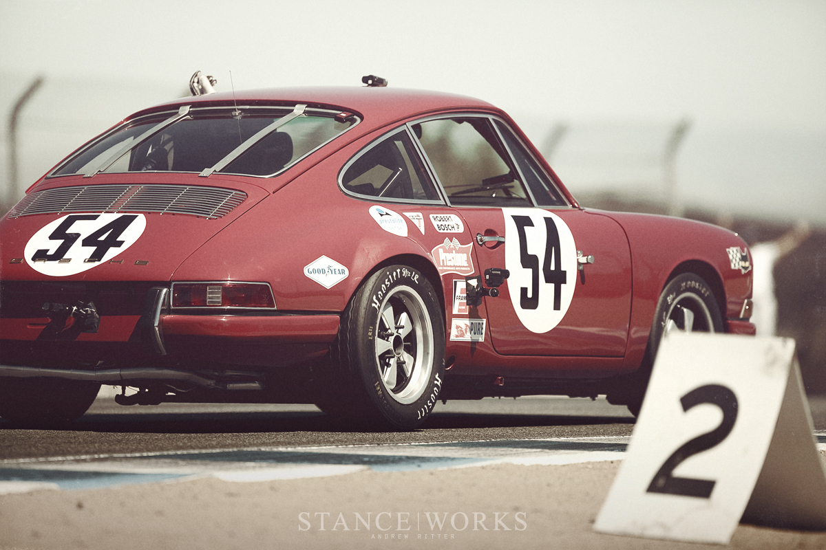 vintage-porsche-racecar