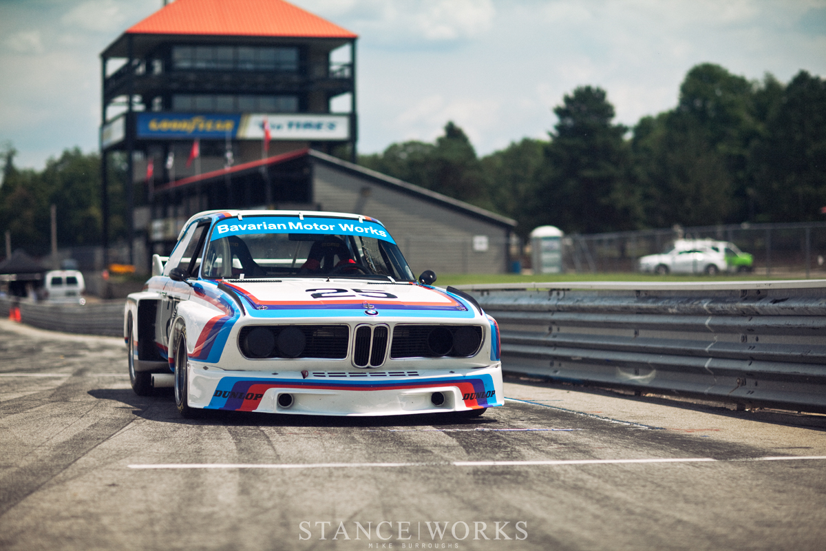 bmw-e9-csl-mid-ohio-pits