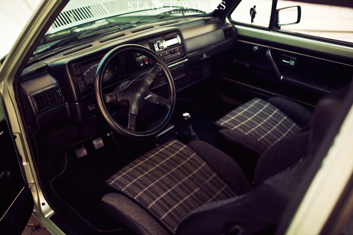vw-volkswagen-jetta-interior