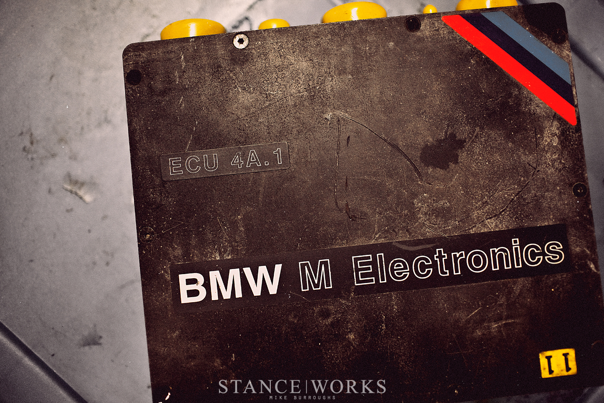 bmw-m-electronics-ecu-4a1