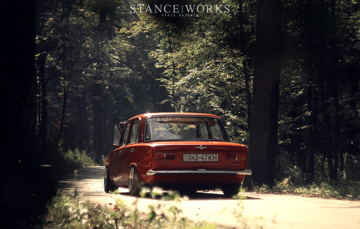 stance-lada-low