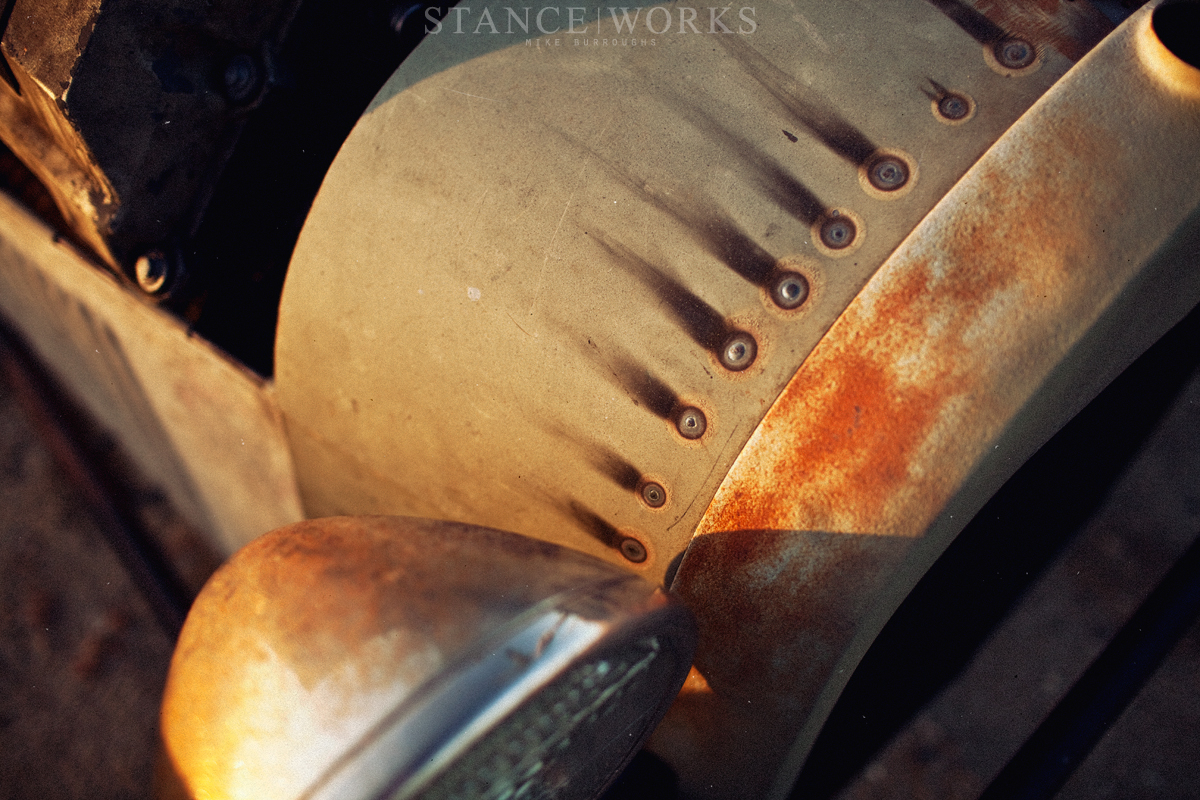 stanceworks-bmw-hot-rod-rat-welds-cowl