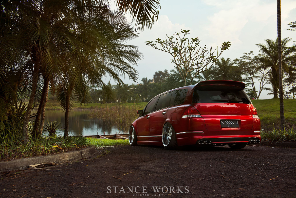 honda-odyssey-van-stance