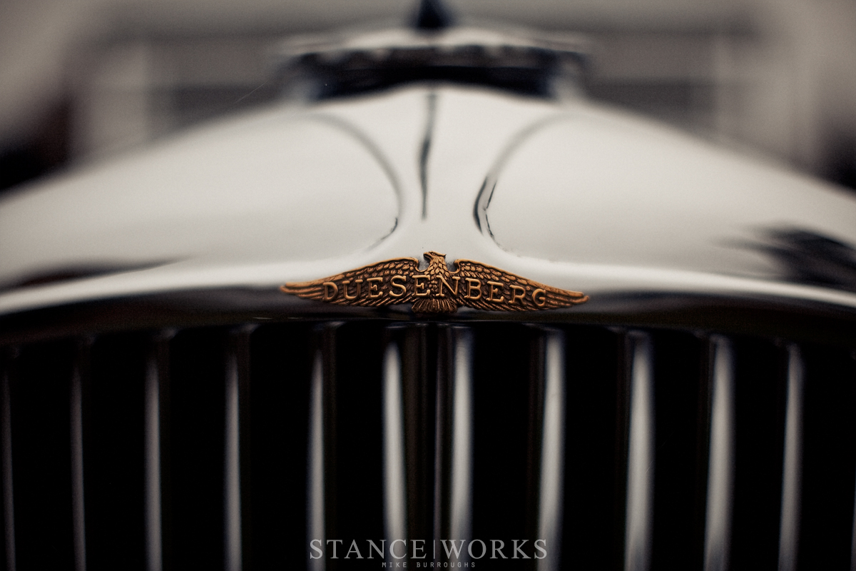 duesenberg-badge-pebble-beach