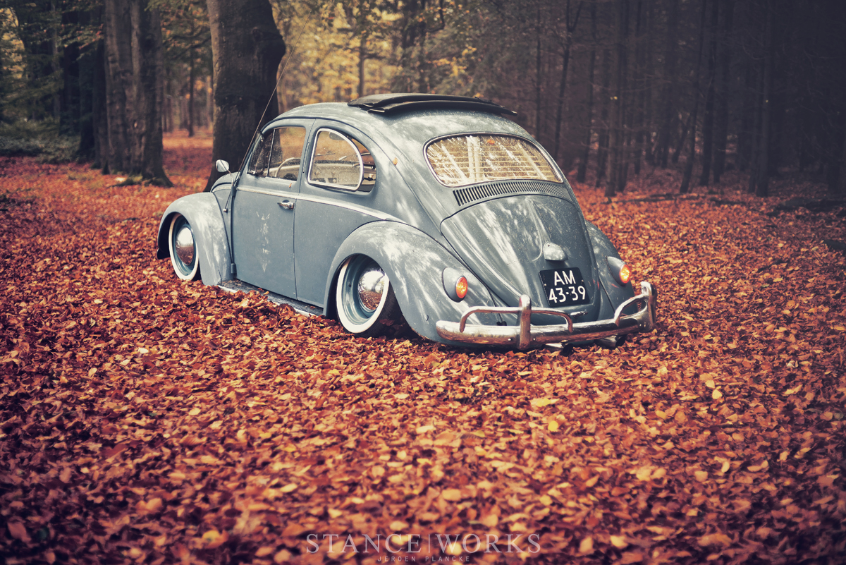 vw-beetle-slammed-old-school