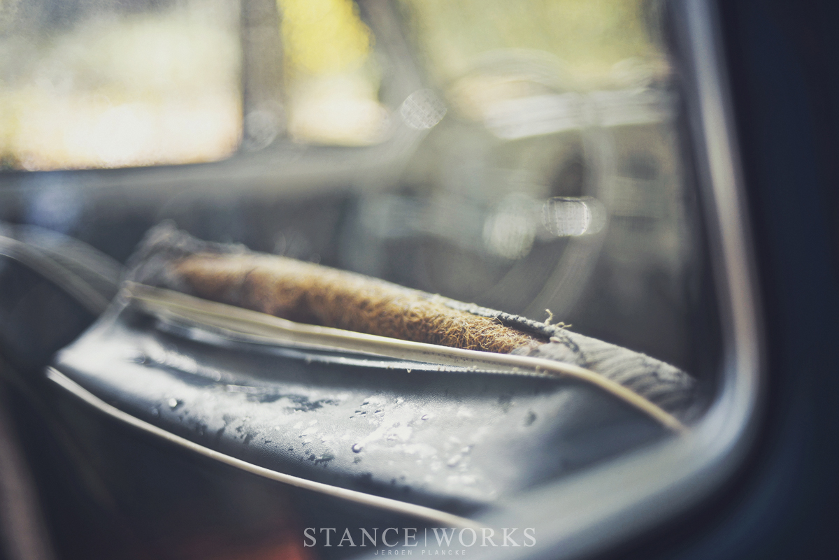 vw-interior-bug-old-torn