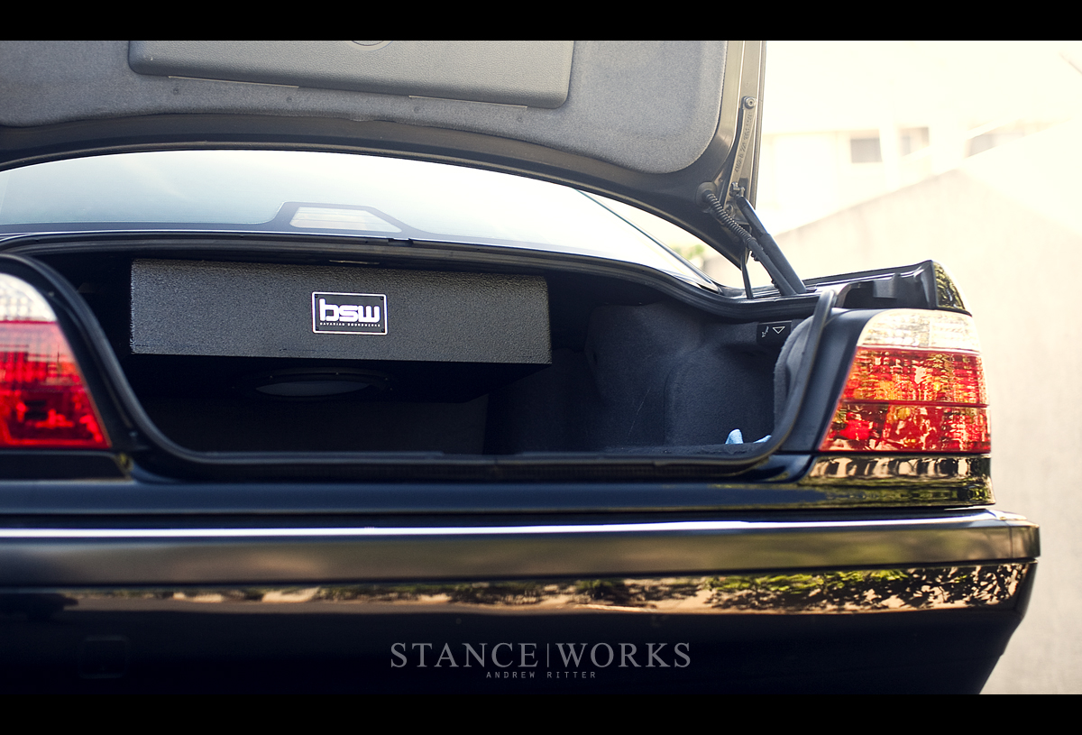 bavsound-bmw-e38-7-series-subwoofer-box