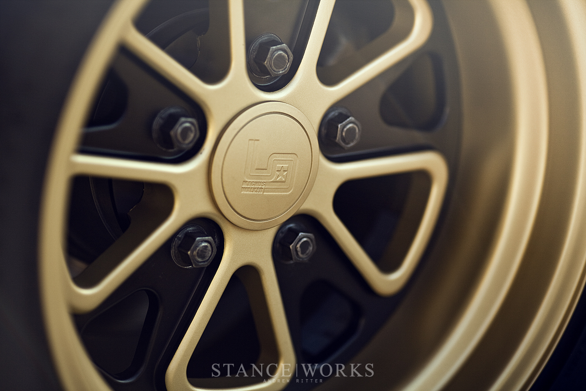 magnus-walker-outlaw-wheels-gold-porsche-911 Magnus Walker Wheels Outlaw 001 Gold STR