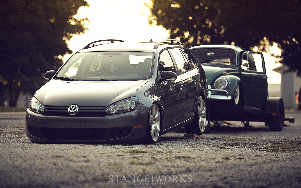 airlift-bagged-trailer-hauler-volkswage-jetta-wagon