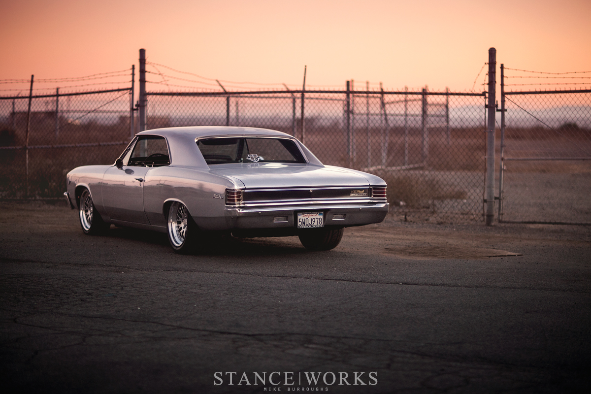 chevy-chevrolet-chevelle-malibu-rear-end