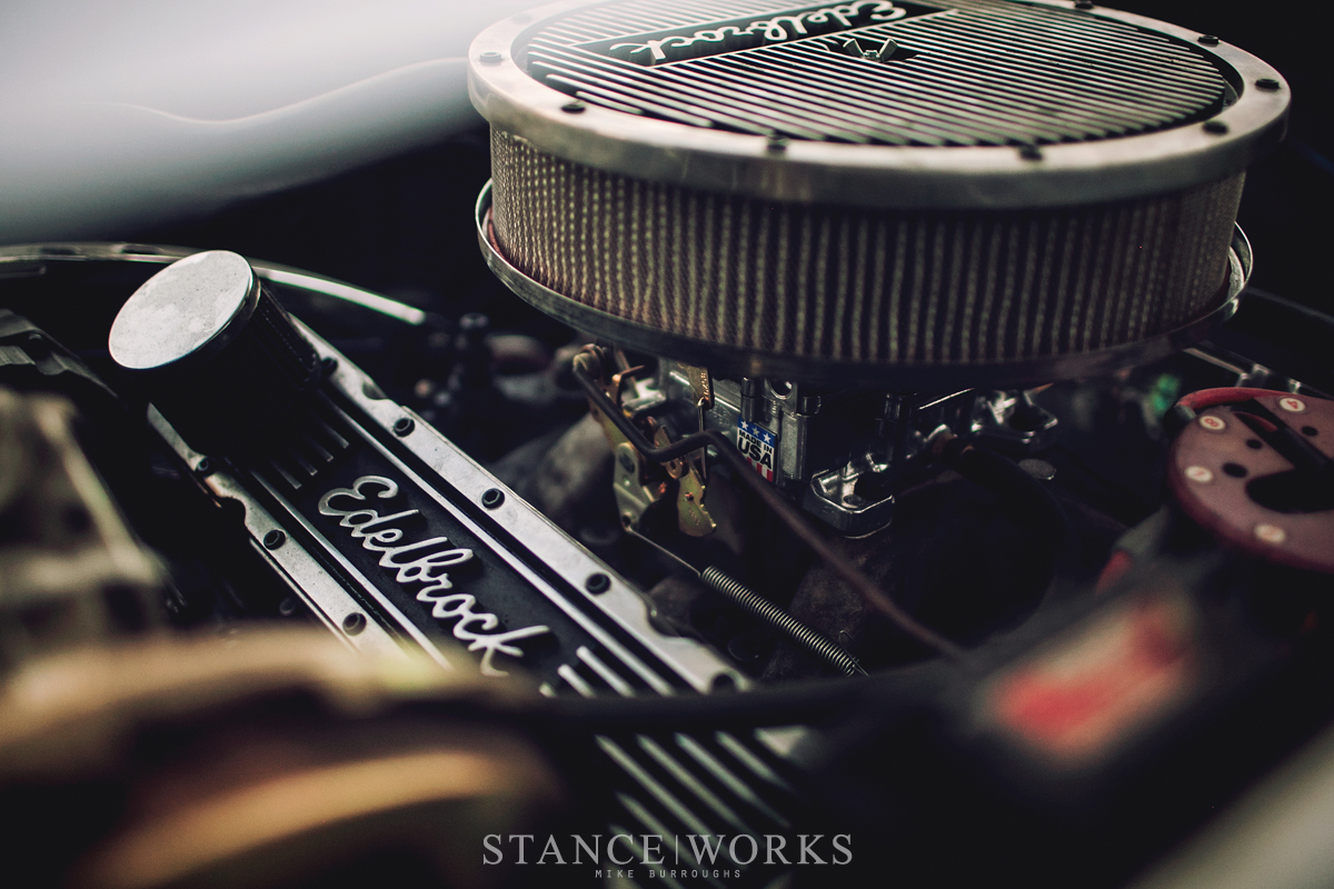 chevy-sbc-350-edelbrock