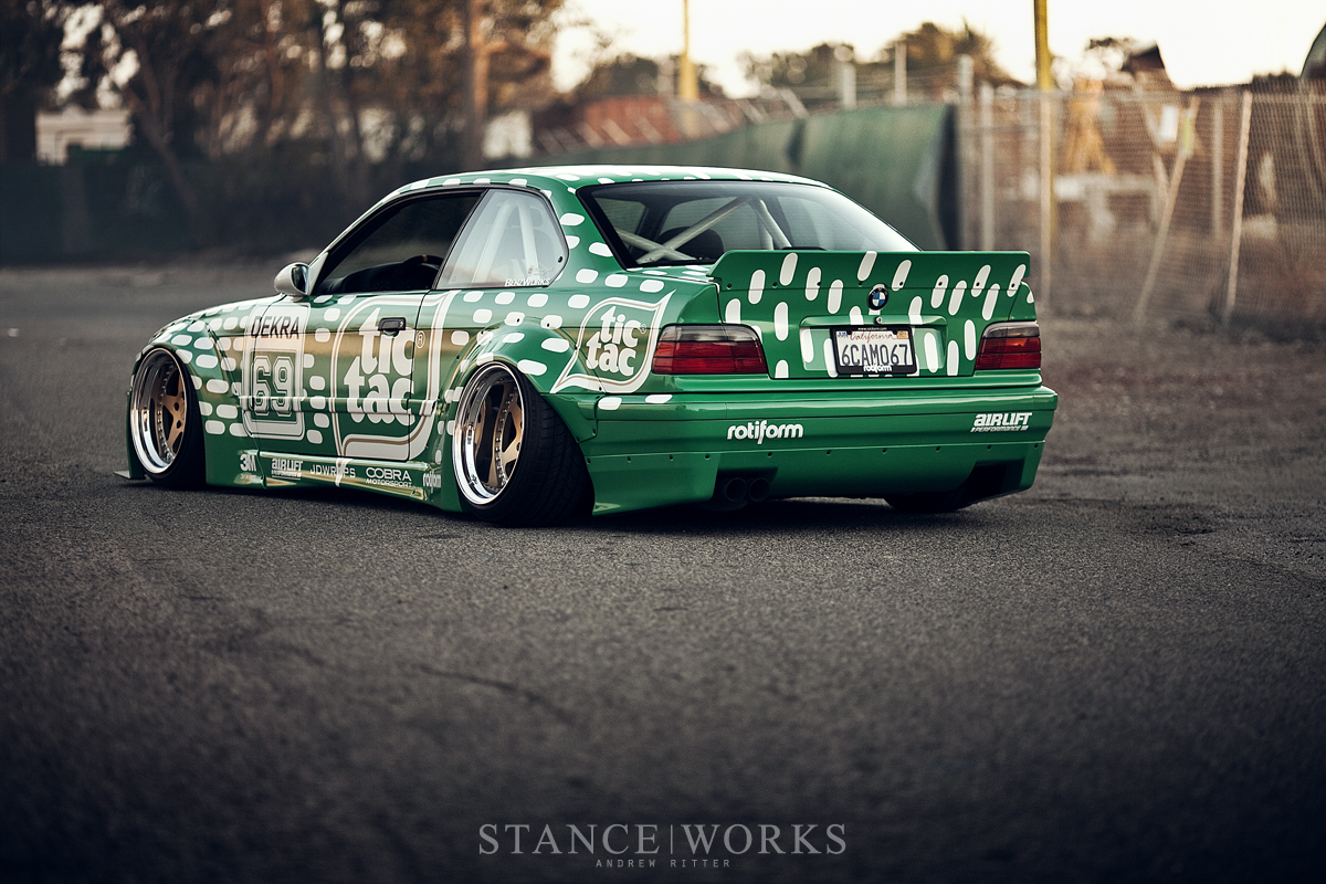 rocket-bunny-bmw-e36-m3-rotiform-airlift-players