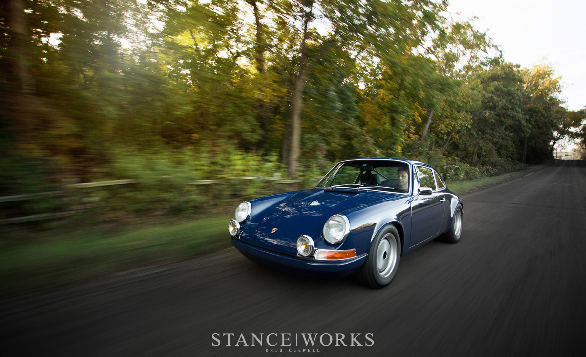 albert-blue-porsche-911t-accumoto