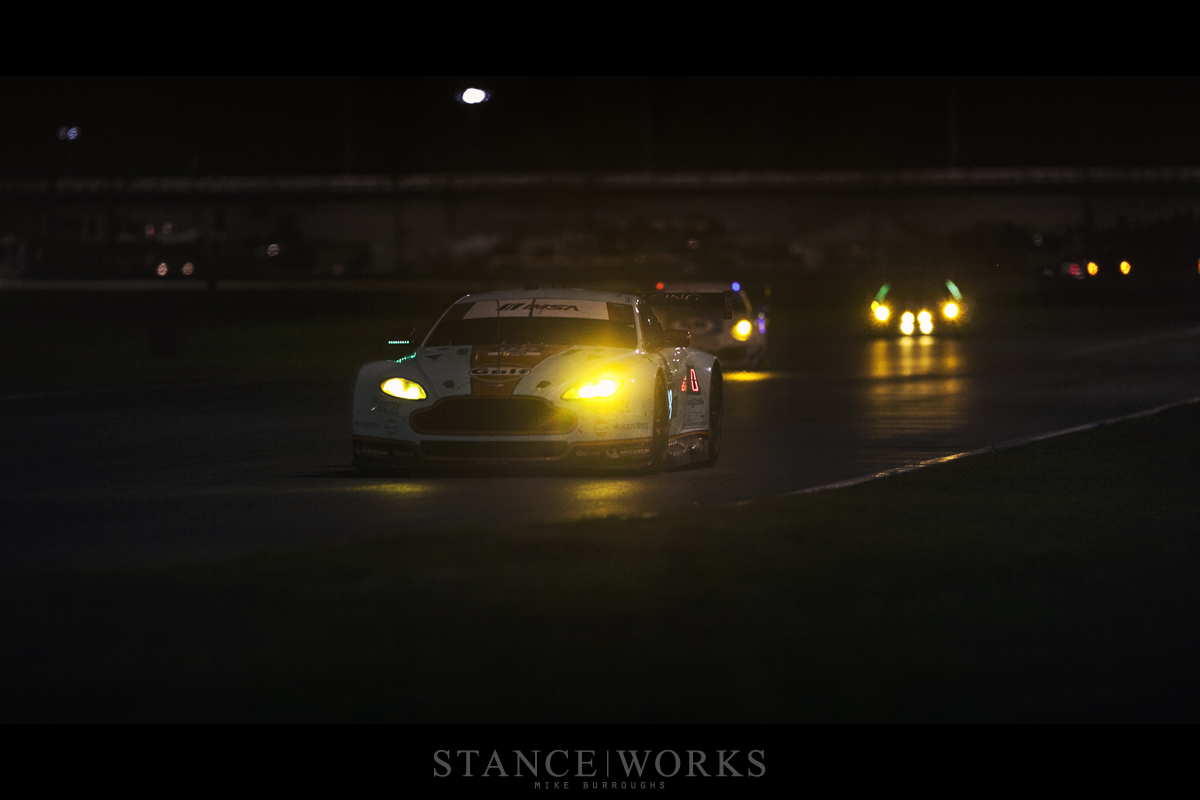 aston-martin-night-straight