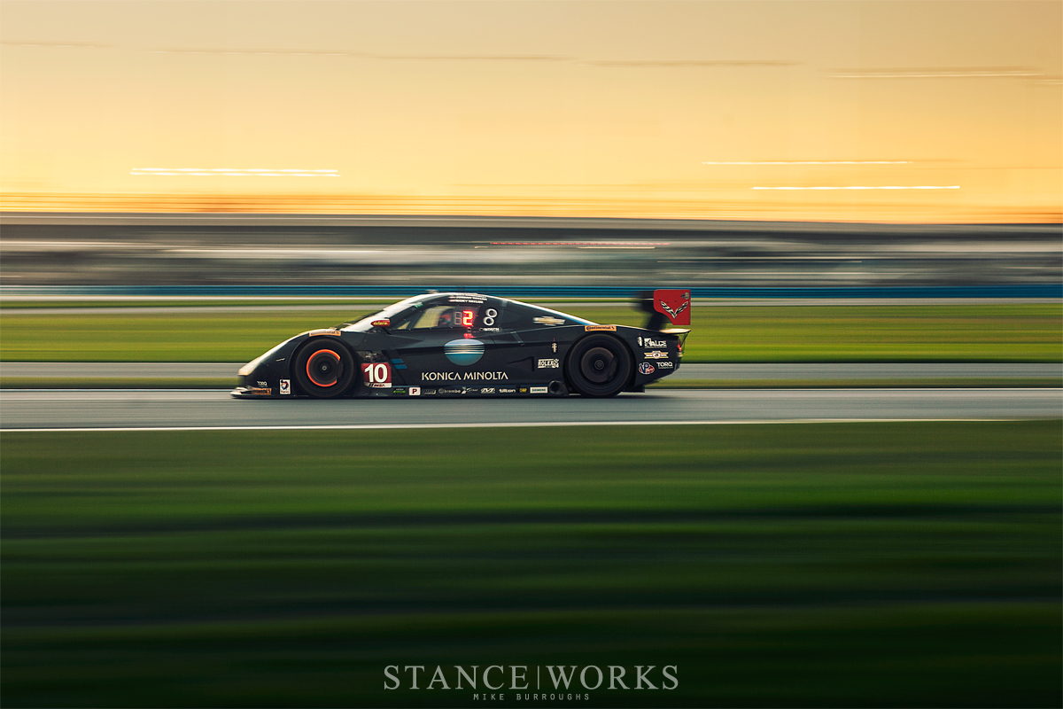 konca-minolta-corvette-daytona-prototype-2015