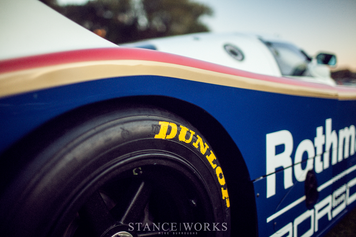 porsche-962-dunlop-tires-rothmans-rear-end
