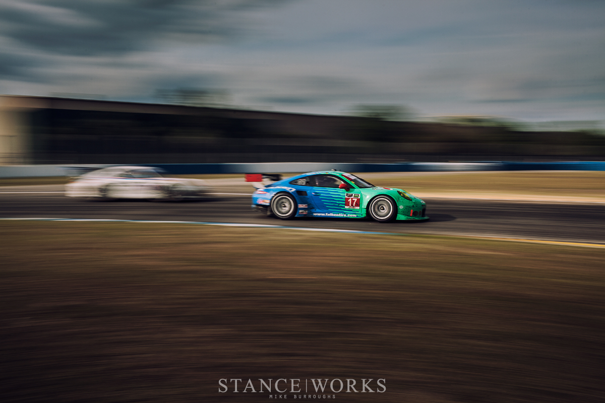 Porsche-911-991-falken-sebring
