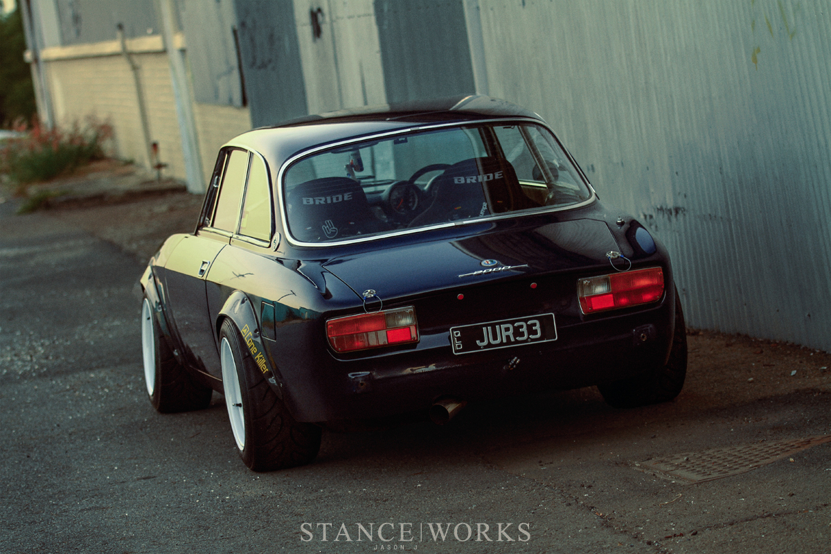 alfa-romeo-2000-gtv-rear-end-tail-back-fitment