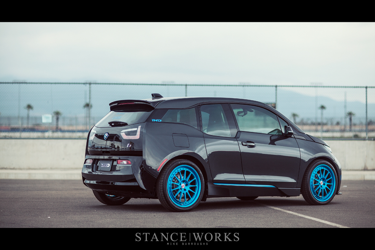 ind-bmw-i3-hre-bimmerfest-rear-end