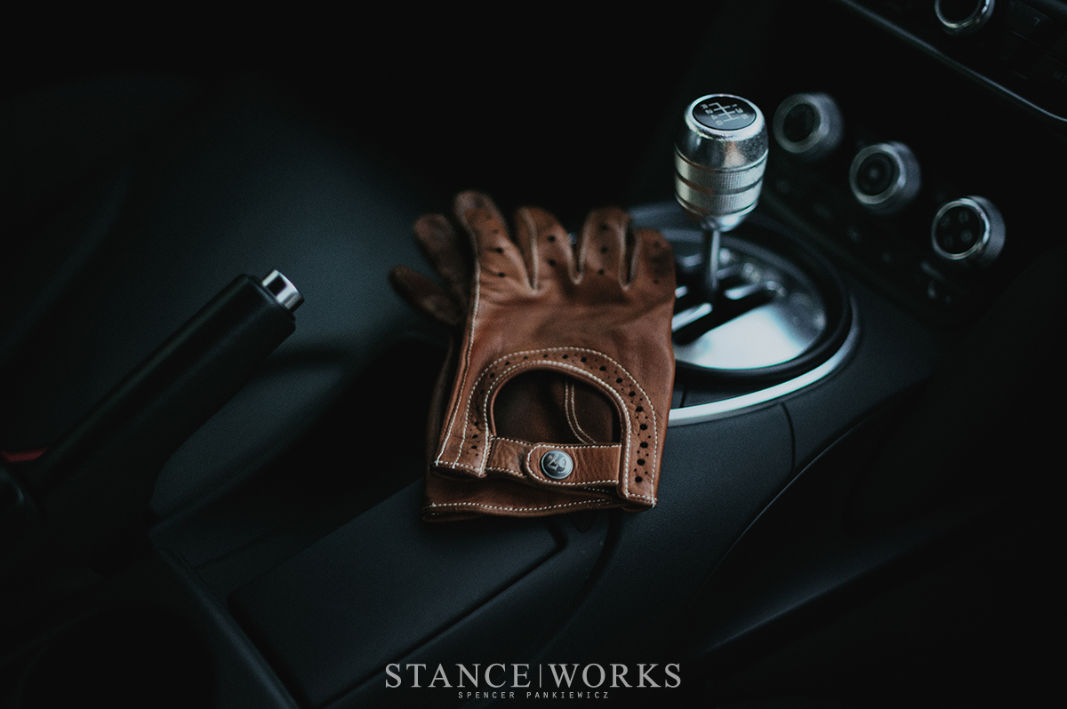 Audi-r8-michael-morelli-lowly-gentlemen-driving-gloves