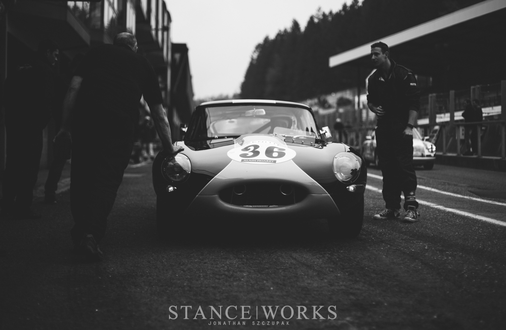 Spa-Classic-2015-vintage-racing-black-white