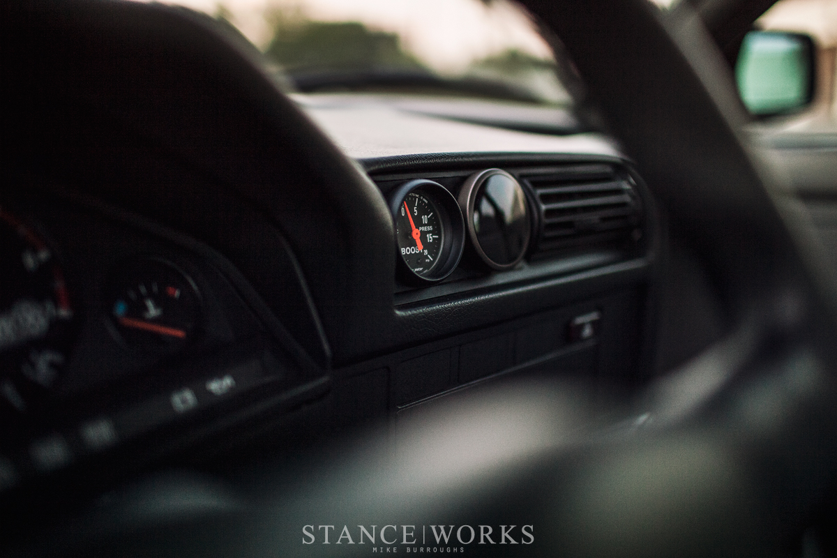 e30-bimmerheads-turbo-gauges