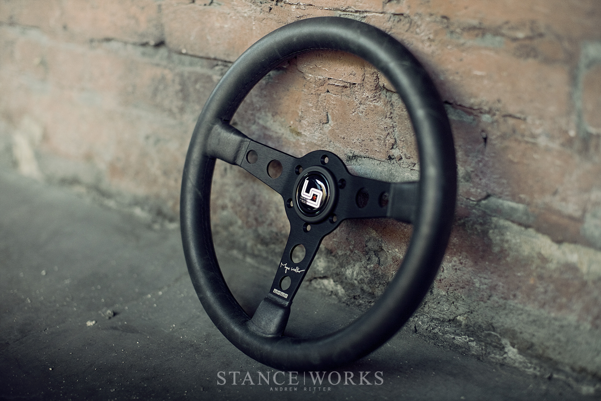 porsche-magnus-walker-momo-steering-wheel-black-leather Magnus Walker MOMO Steering wheel urban outlaw (3)