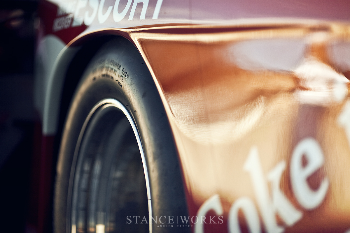 coca-cola-porsche-935-84-tires