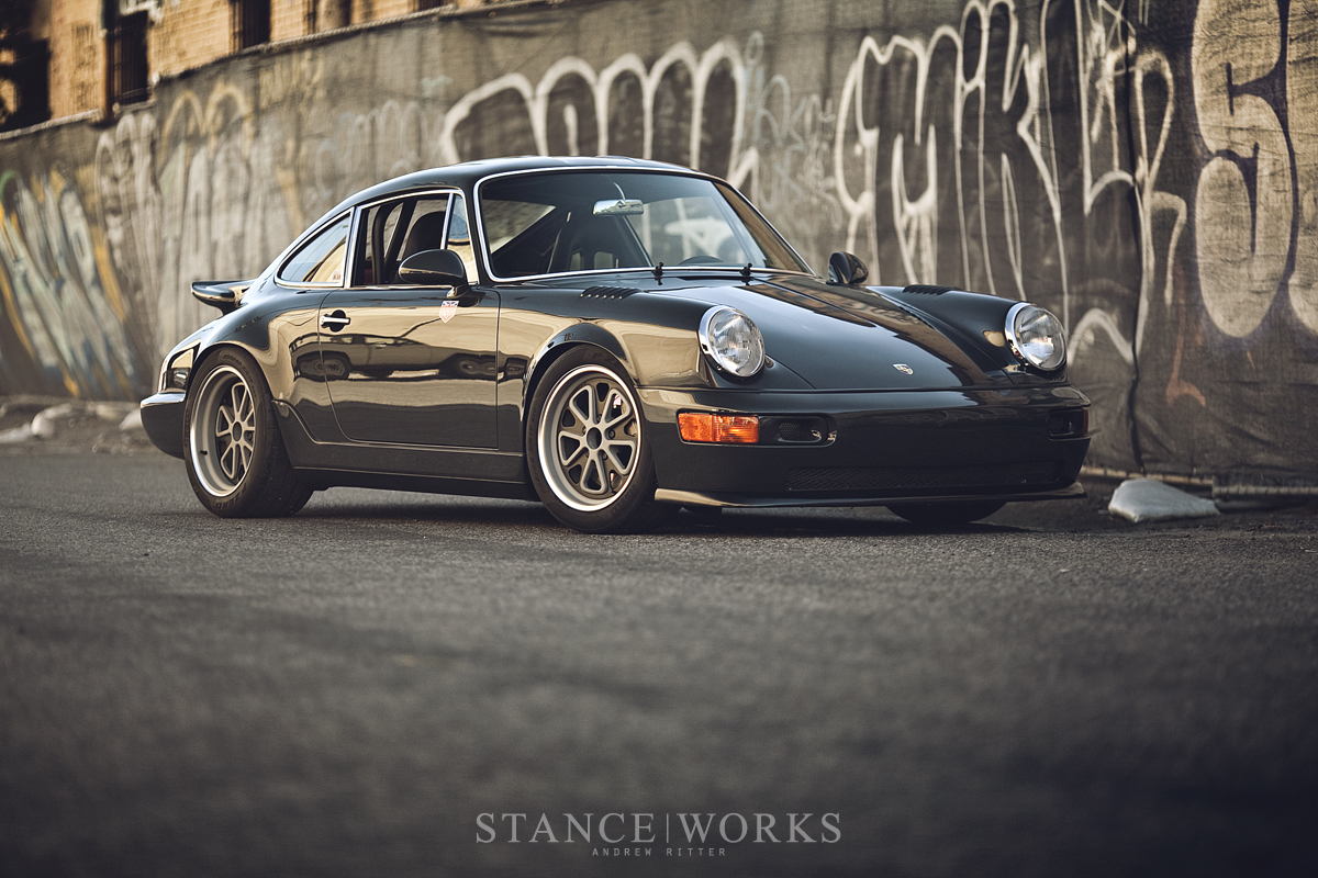 magnus-walker-964-outlaw-custom