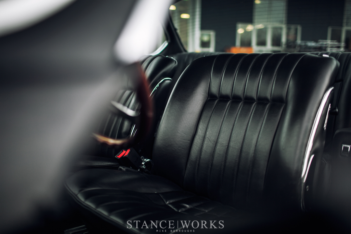 hr-suspension-e9-black-interior-leather