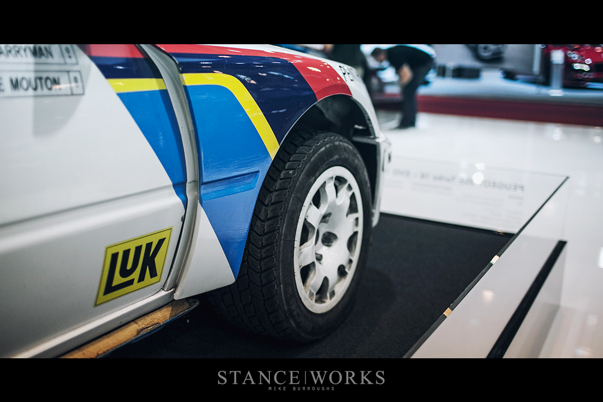 peugeot-205-turbo-16-evo-rally-essen-front-fender-flare