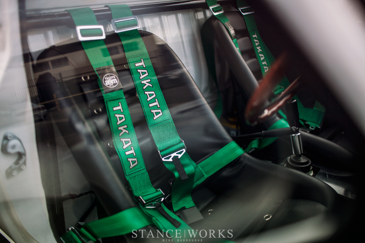 Datsun-Sunny-Hakotora-Skyline-Pickup-takata-harnesses