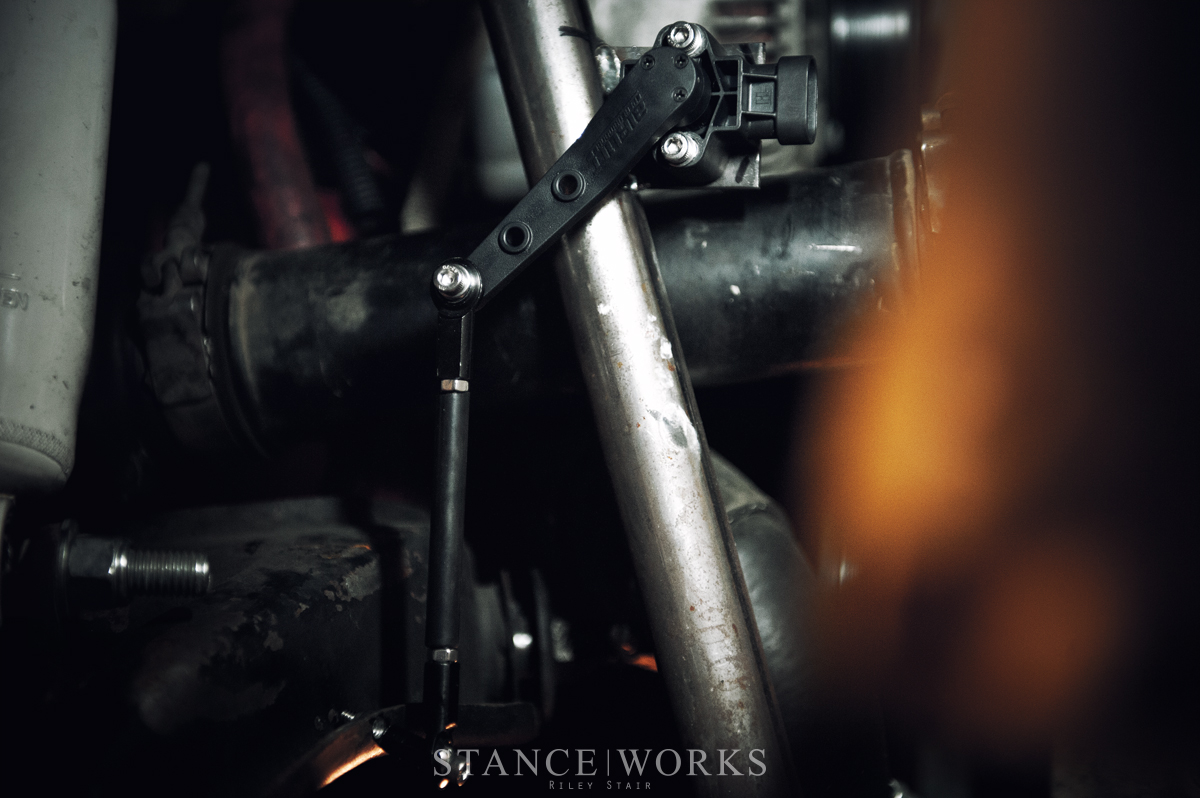 air-lift-3H-digital-management-height-sensor-linkage