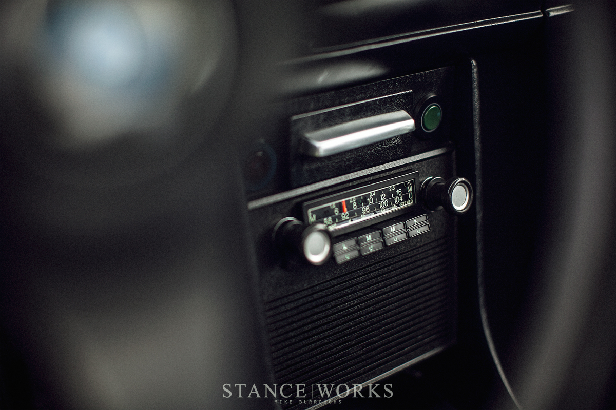 bmw-2002-turbo-hughes-motorsports-radio