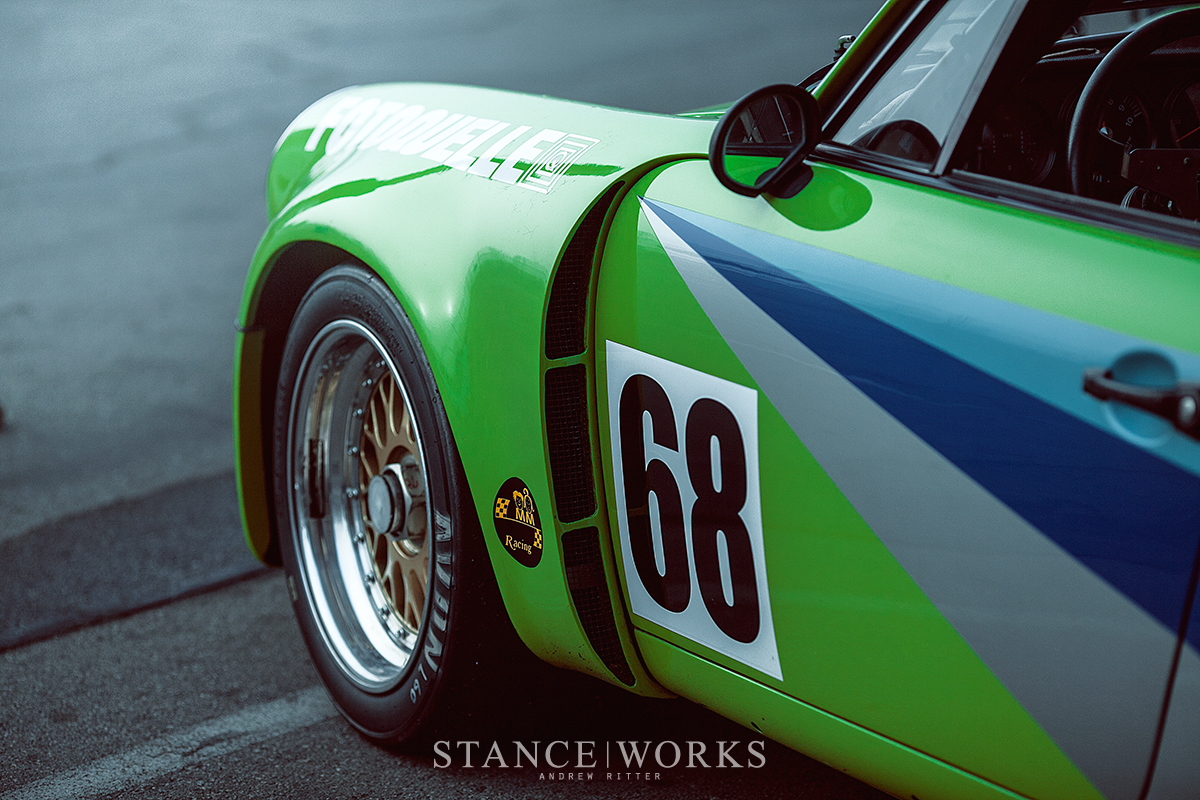 porsche-911-rsr-wheel-fender
