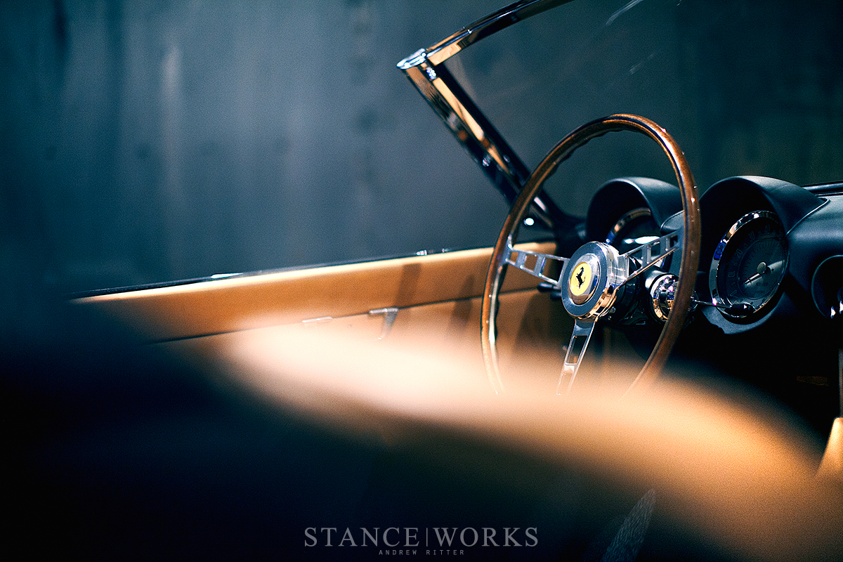momo-ferrari-steering-wheel-wood