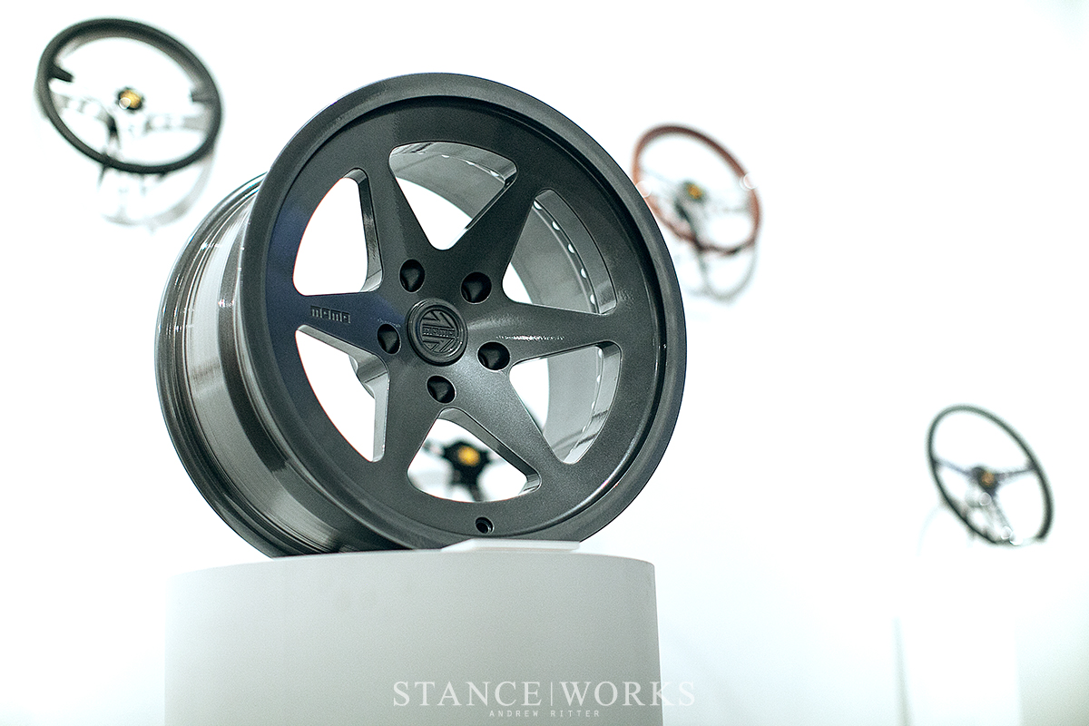 momo-heritage-wheels-classic