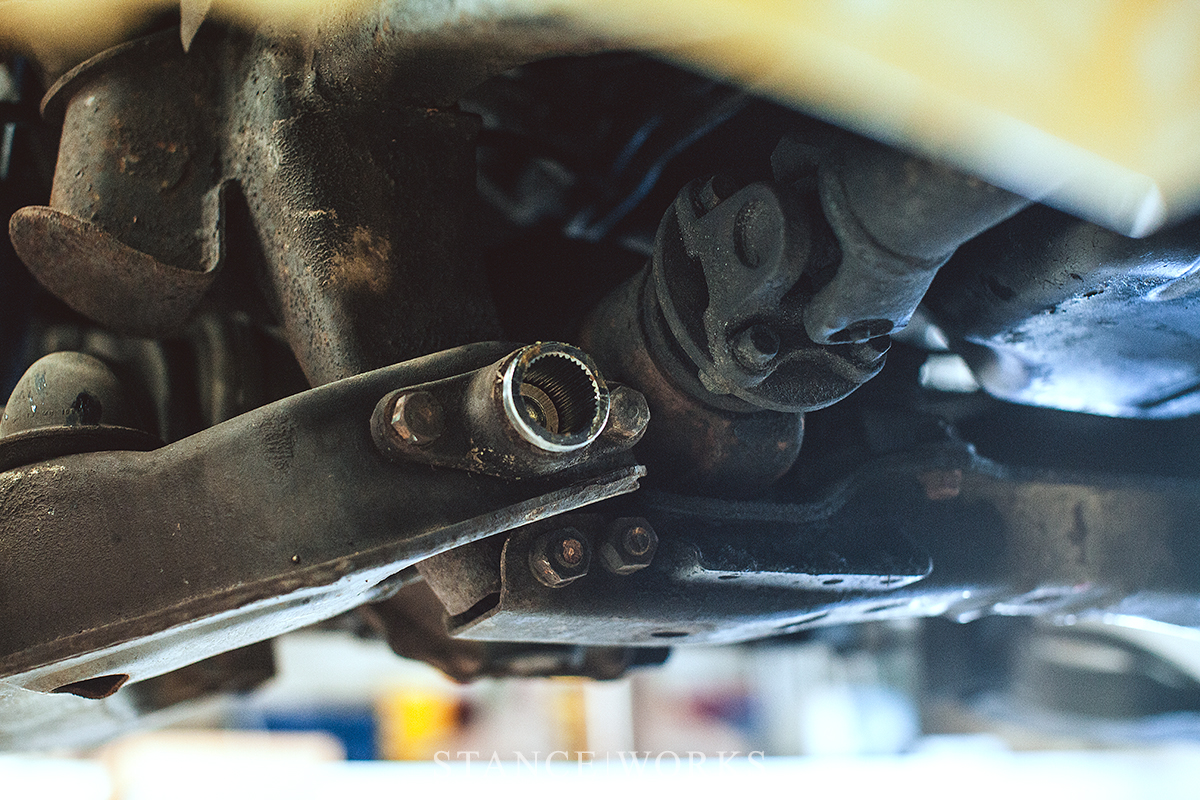 torsion-bar-mount-front-control-arm